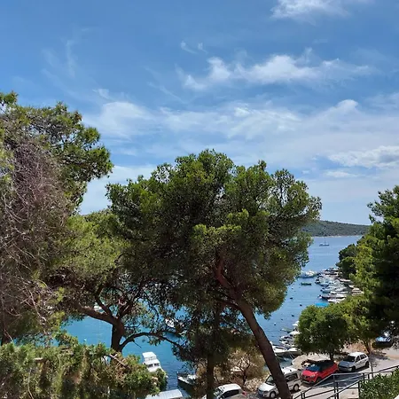 By The Sea Primosten